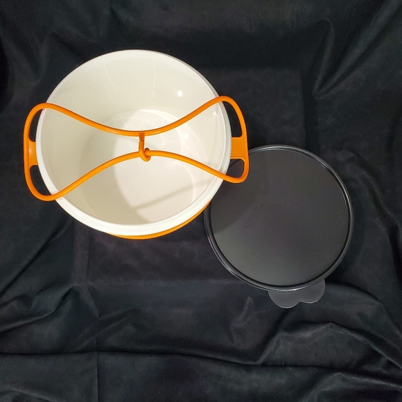 Tupperware Halloween Canister Handle Trick or Treat Bucket 14 Cup 266K-1 Monster - Picture 5 of 9